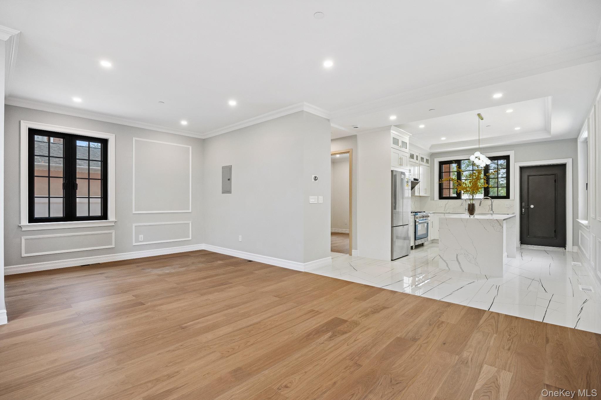 Single Family 221 Queens, NY 11361, MLS-925240-11