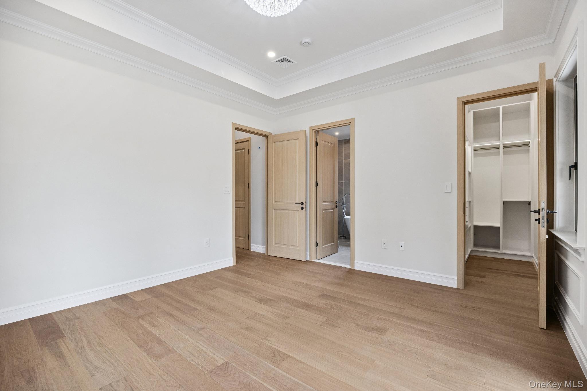 Single Family 221 Queens, NY 11361, MLS-925240-24