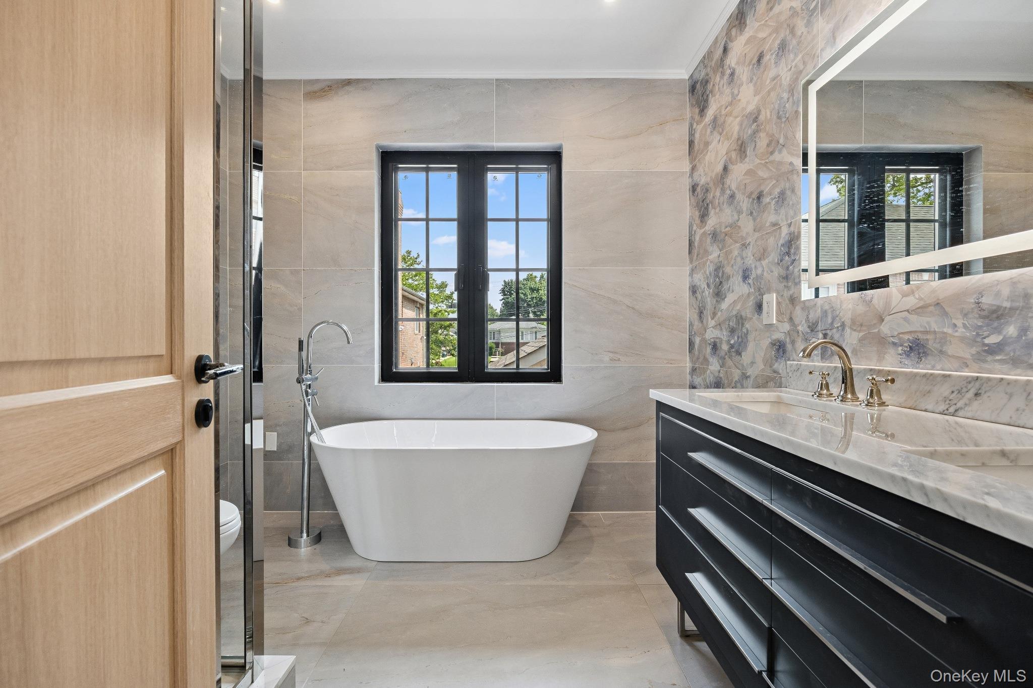 Single Family 221 Queens, NY 11361, MLS-925240-26