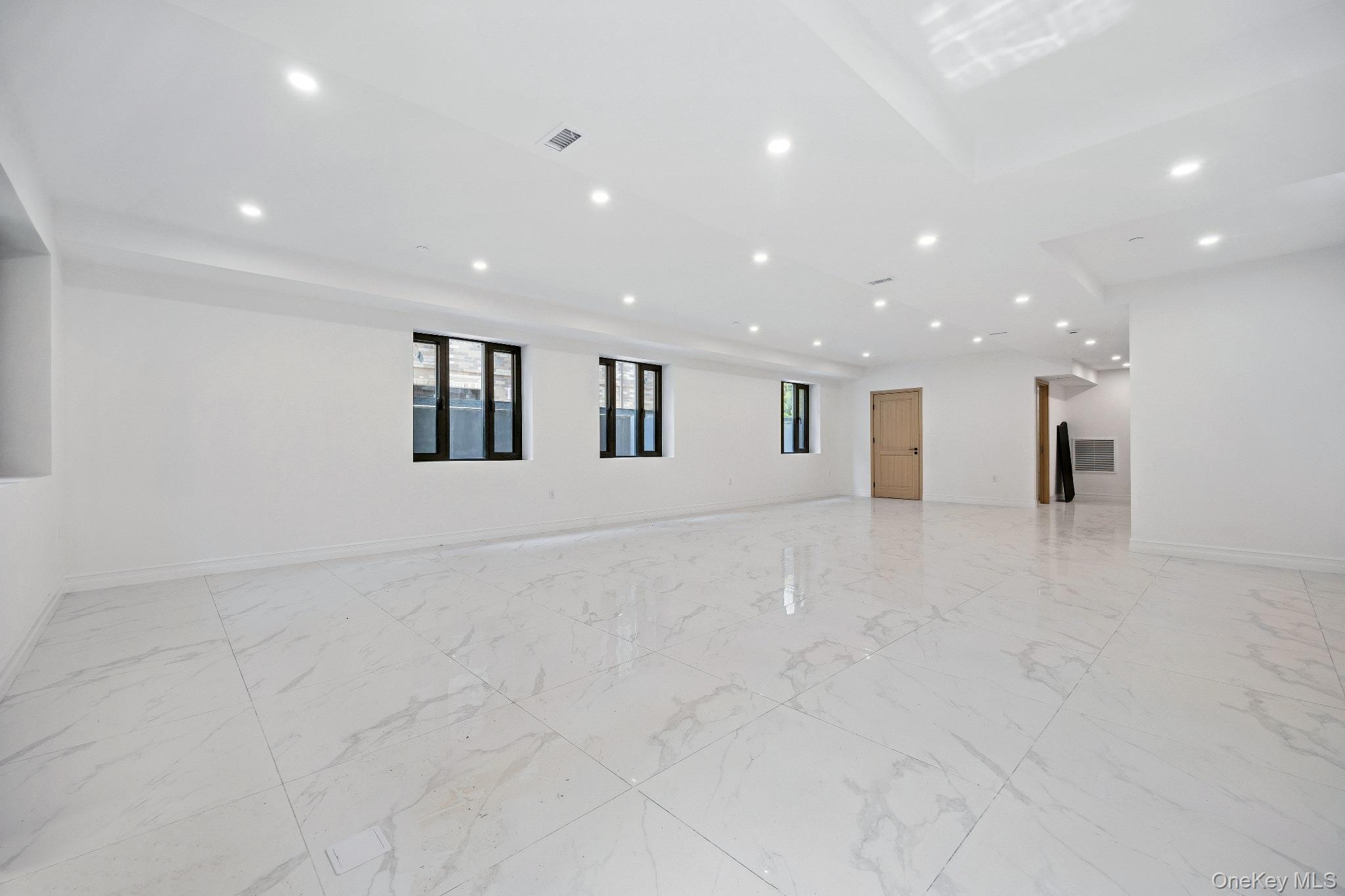 Single Family 221 Queens, NY 11361, MLS-925240-33