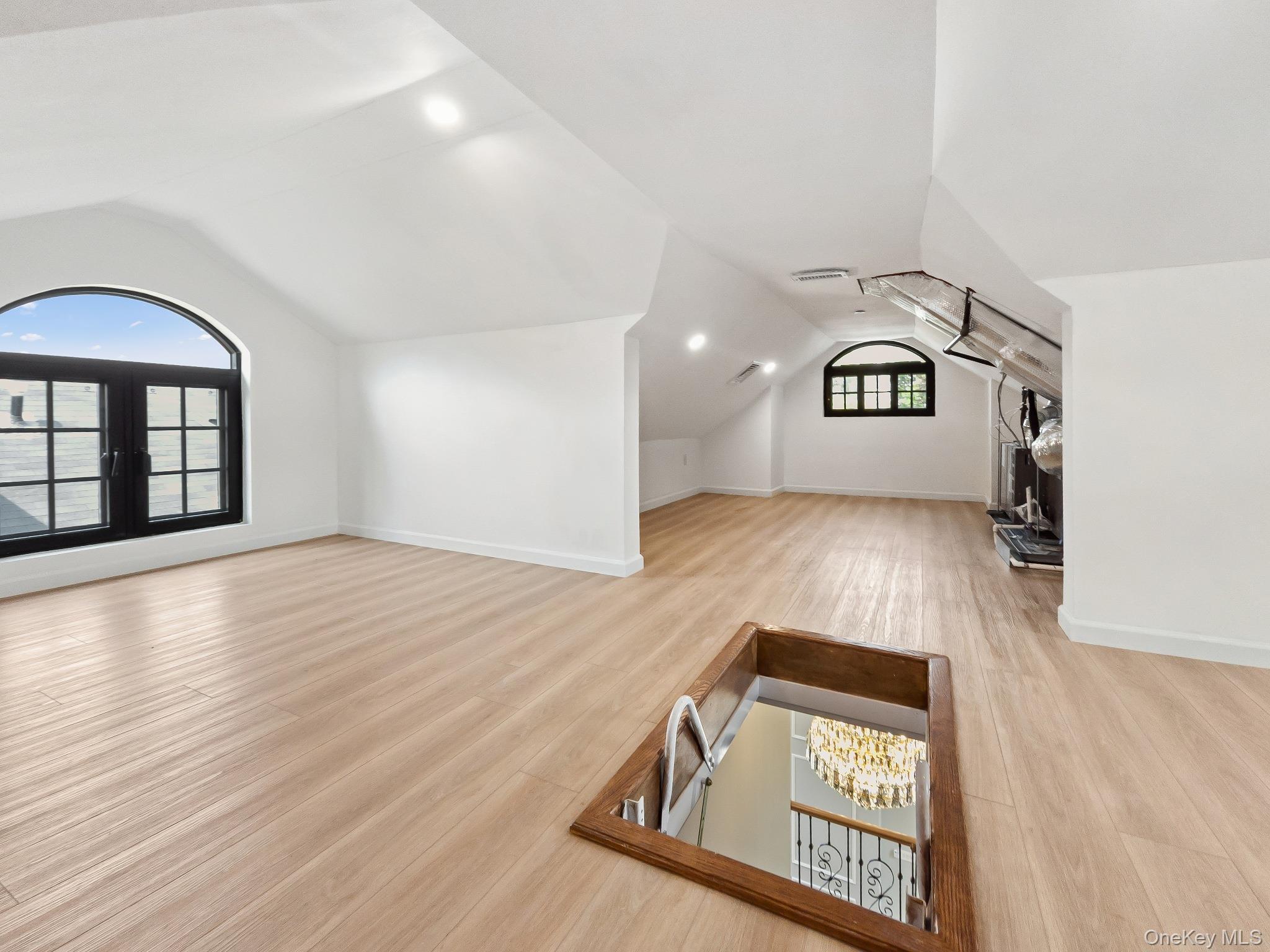 Single Family 221 Queens, NY 11361, MLS-925240-37