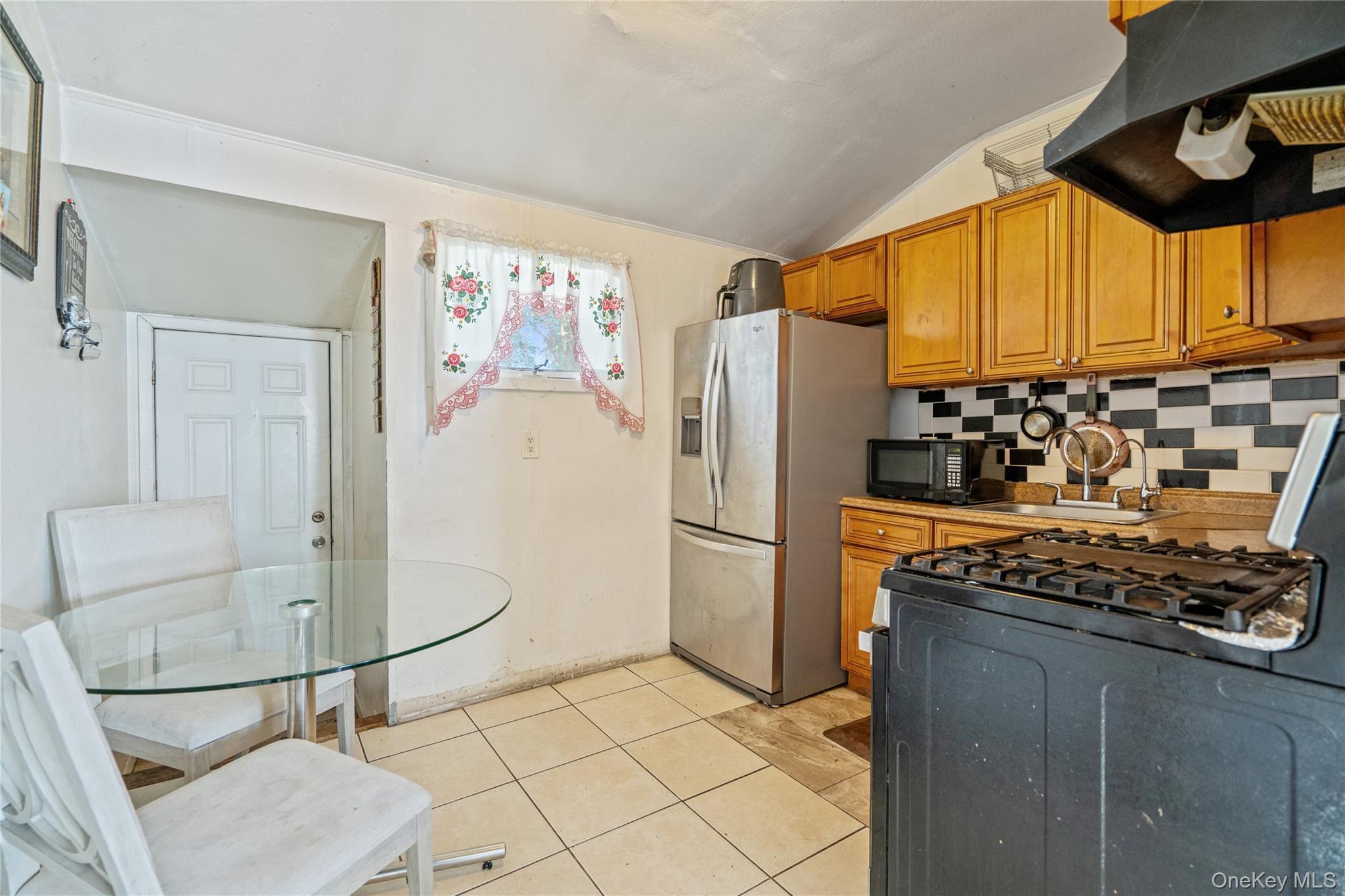 Single Family Scherger  Suffolk County, NY 11772, MLS-925280-8