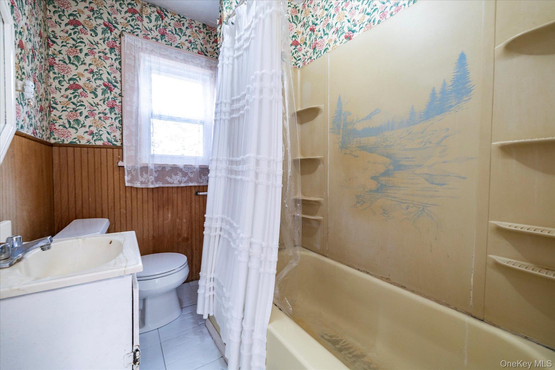 Single Family Woods Nassau County, NY 11572, MLS-925306-17