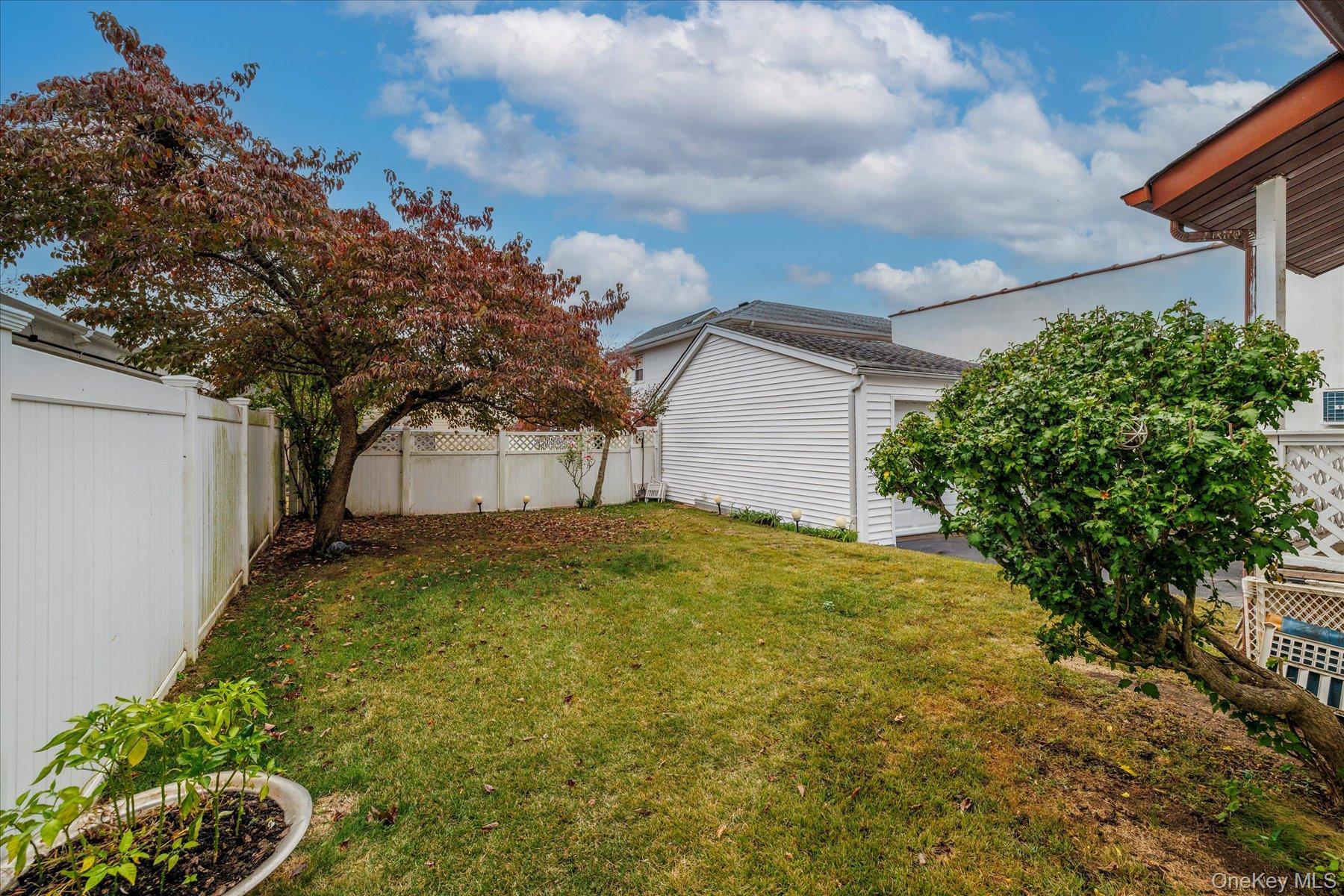 Single Family Woods Nassau County, NY 11572, MLS-925306-19