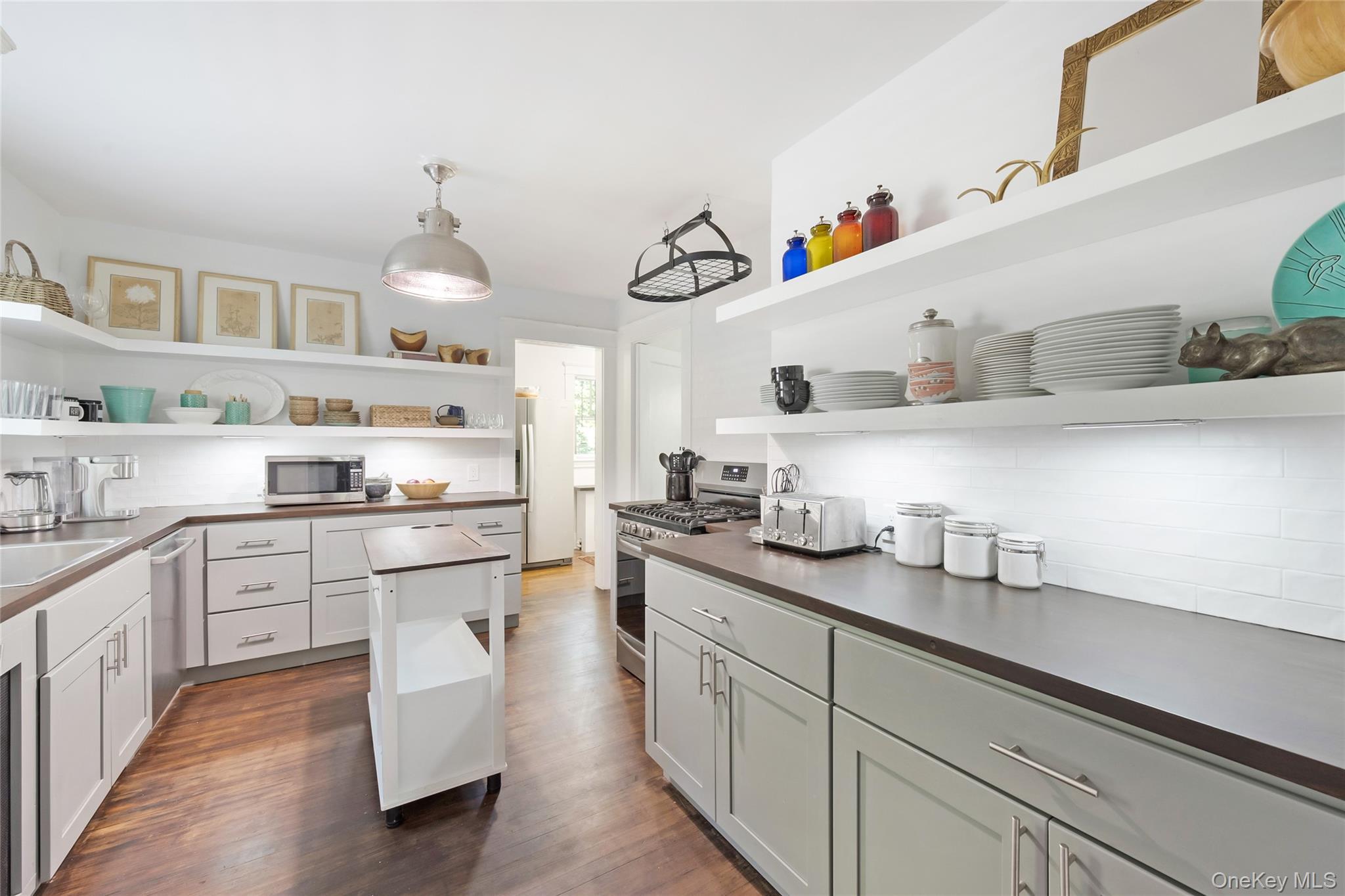 Single Family Aberfoyle Westchester County, NY 10804, MLS-925314-6