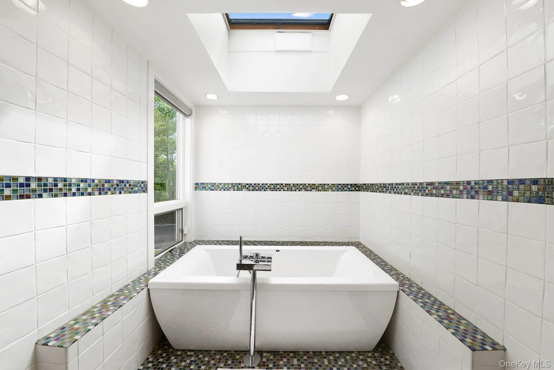 Single Family Hands Creek Suffolk County, NY 11937, MLS-925319-11