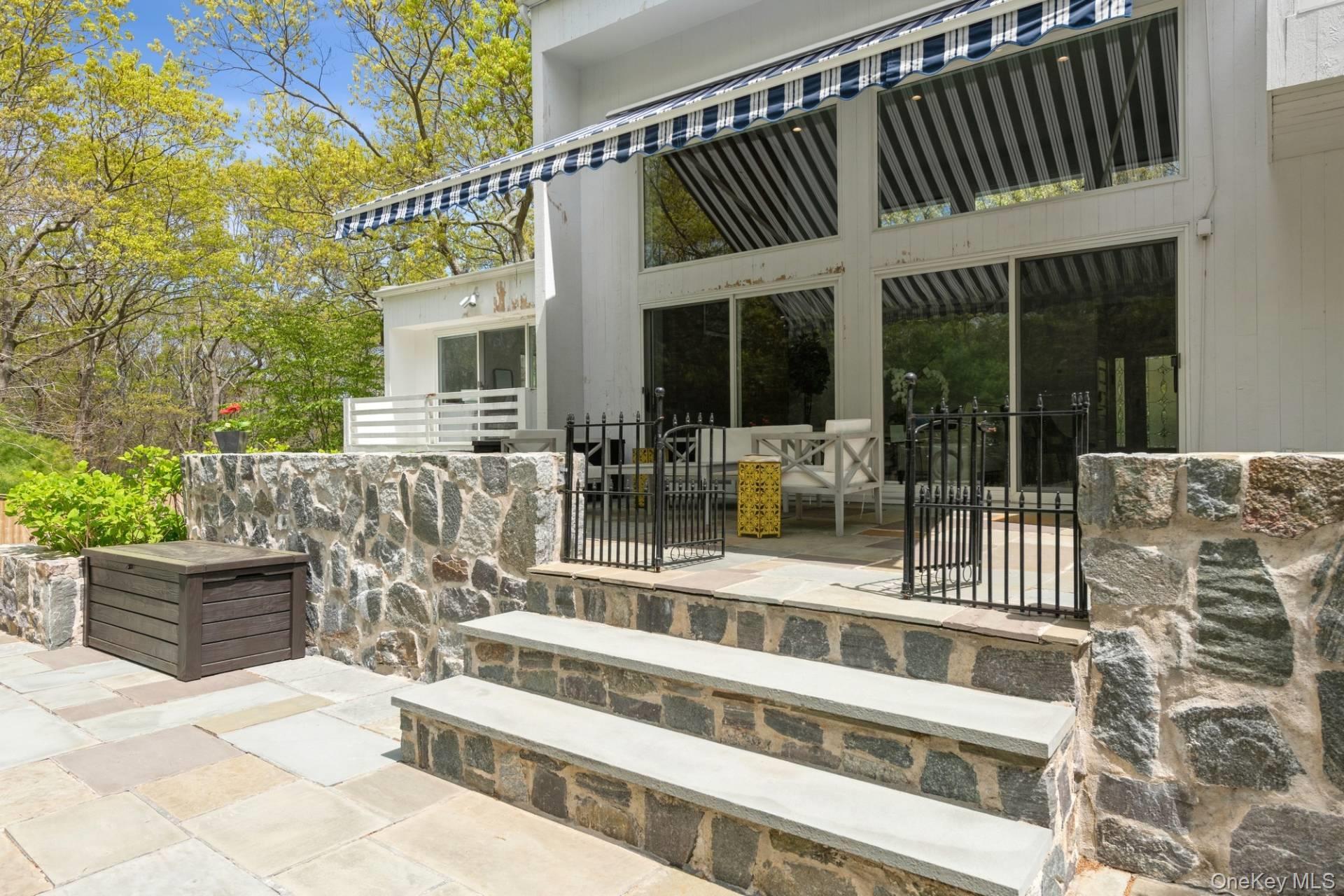 Single Family Hands Creek Suffolk County, NY 11937, MLS-925319-3