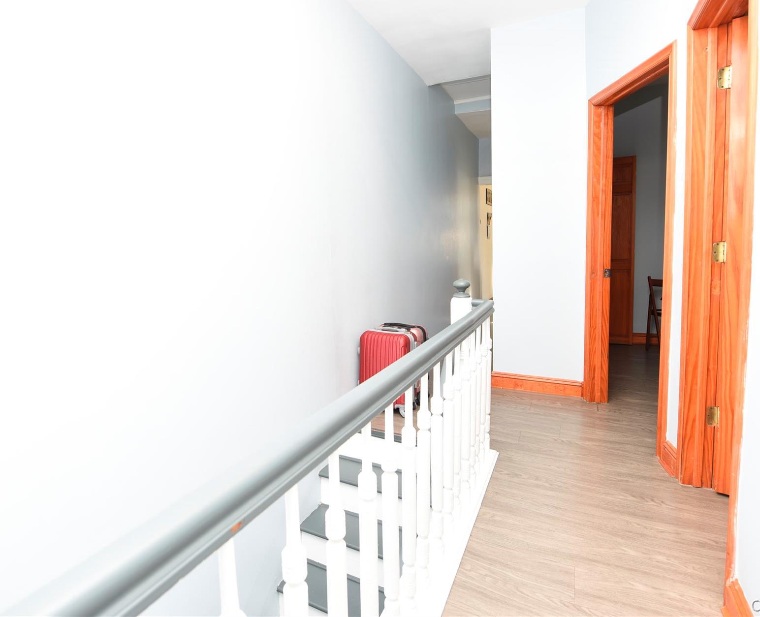 Single Family 76th Queens, NY 11421, MLS-925320-10