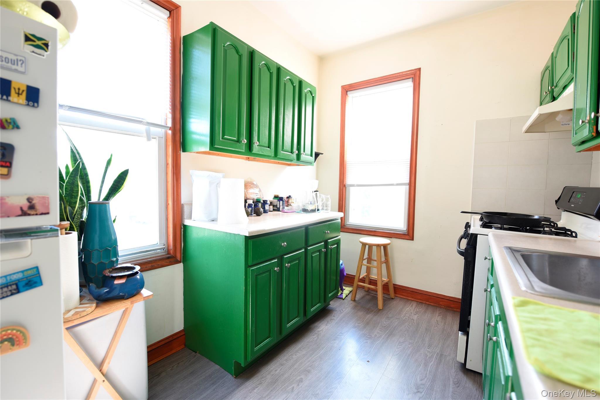 Single Family 76th Queens, NY 11421, MLS-925320-11