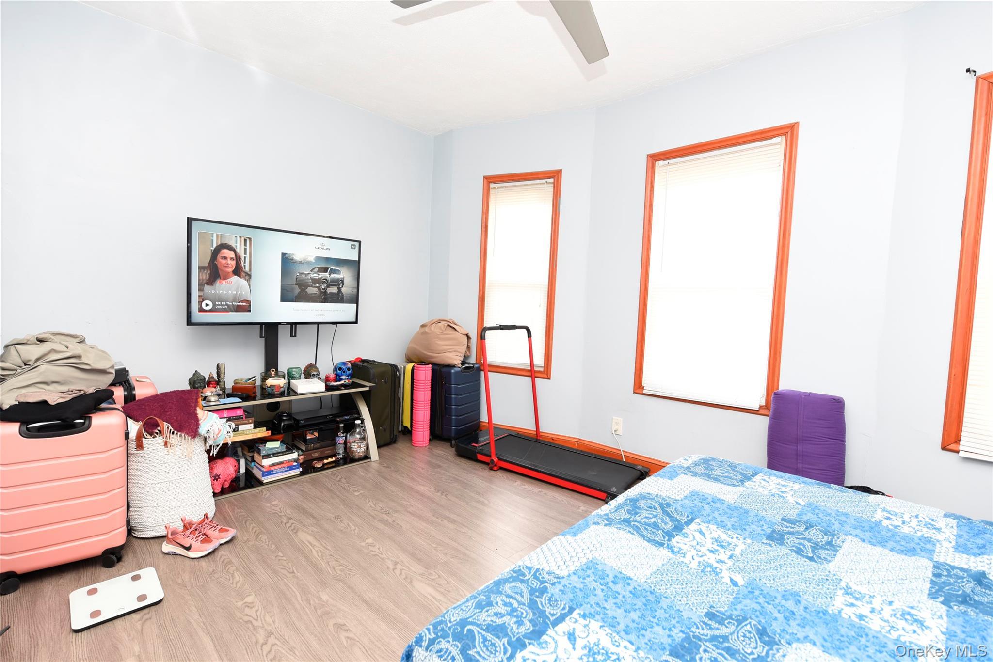 Single Family 76th Queens, NY 11421, MLS-925320-13