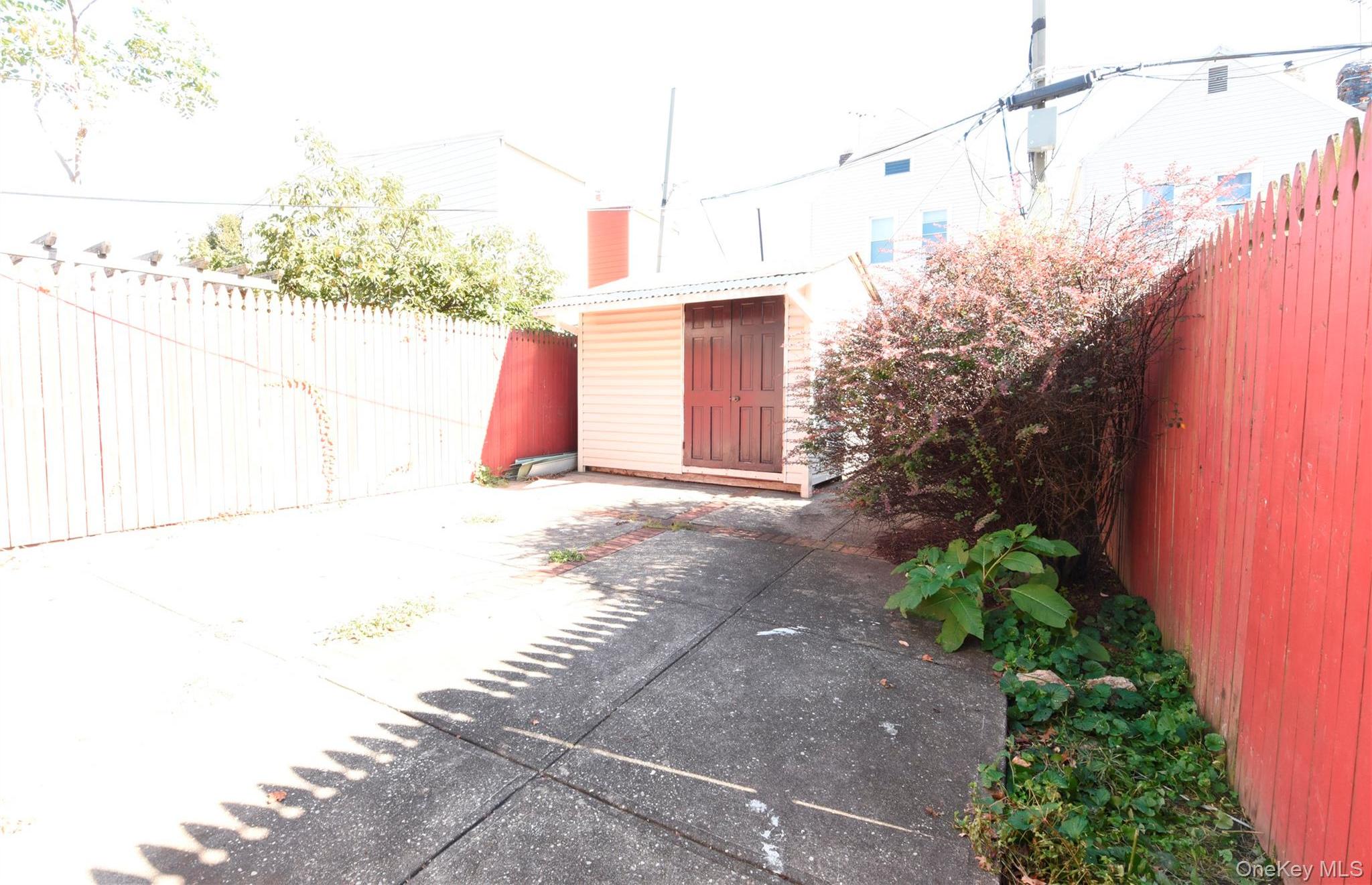 Single Family 76th Queens, NY 11421, MLS-925320-22