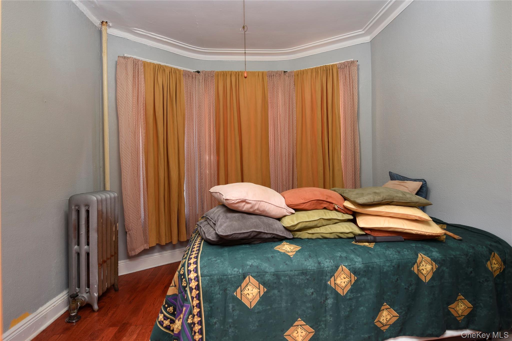 Single Family 76th Queens, NY 11421, MLS-925320-6