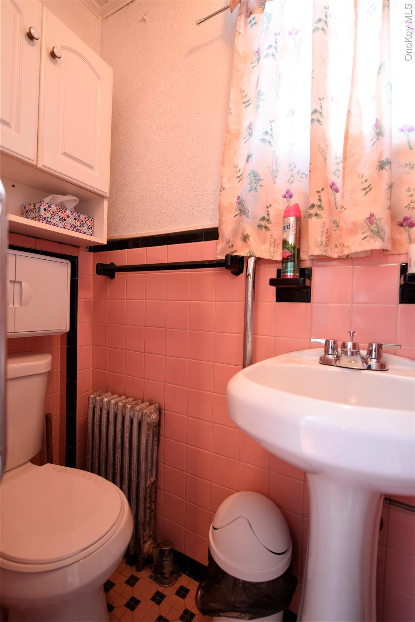 Single Family 76th Queens, NY 11421, MLS-925320-7