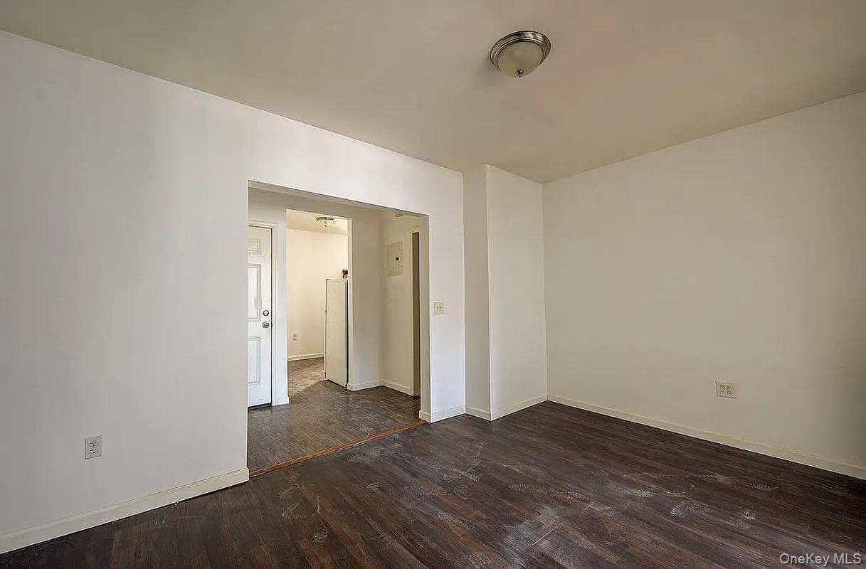 Apartment Metropolitan Queens, NY 11379, MLS-925353-5