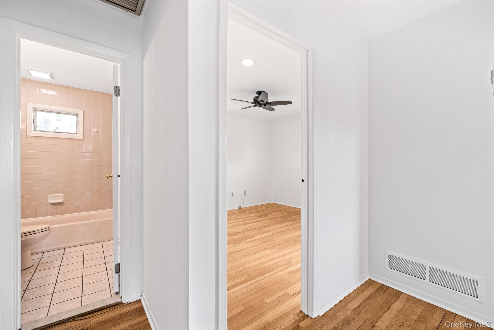 Single Family Hollis  Rockland County, NY 10962, MLS-925362-22