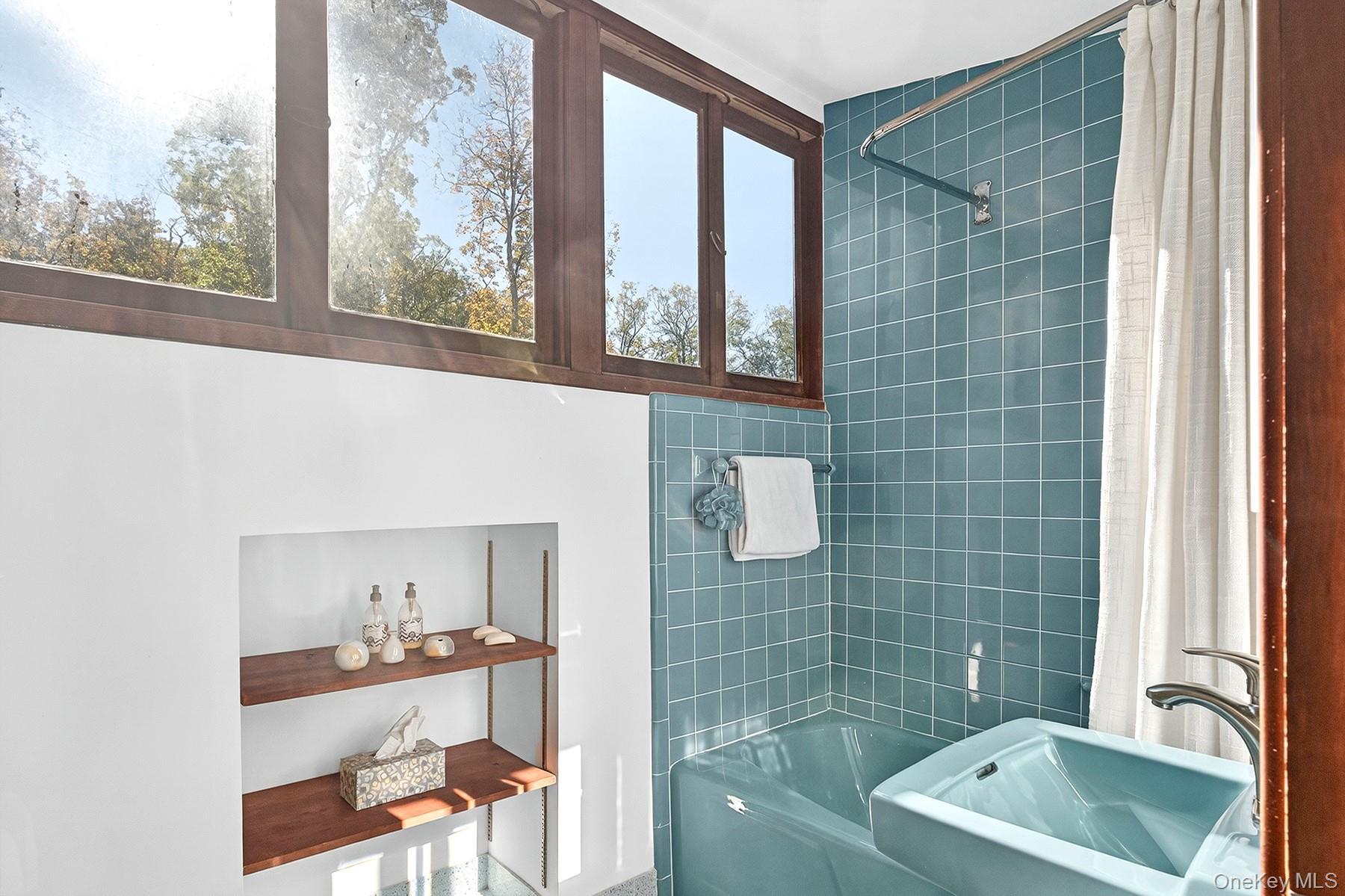 Single Family Upper Byrdcliffe Ulster County, NY 12498, MLS-925368-28