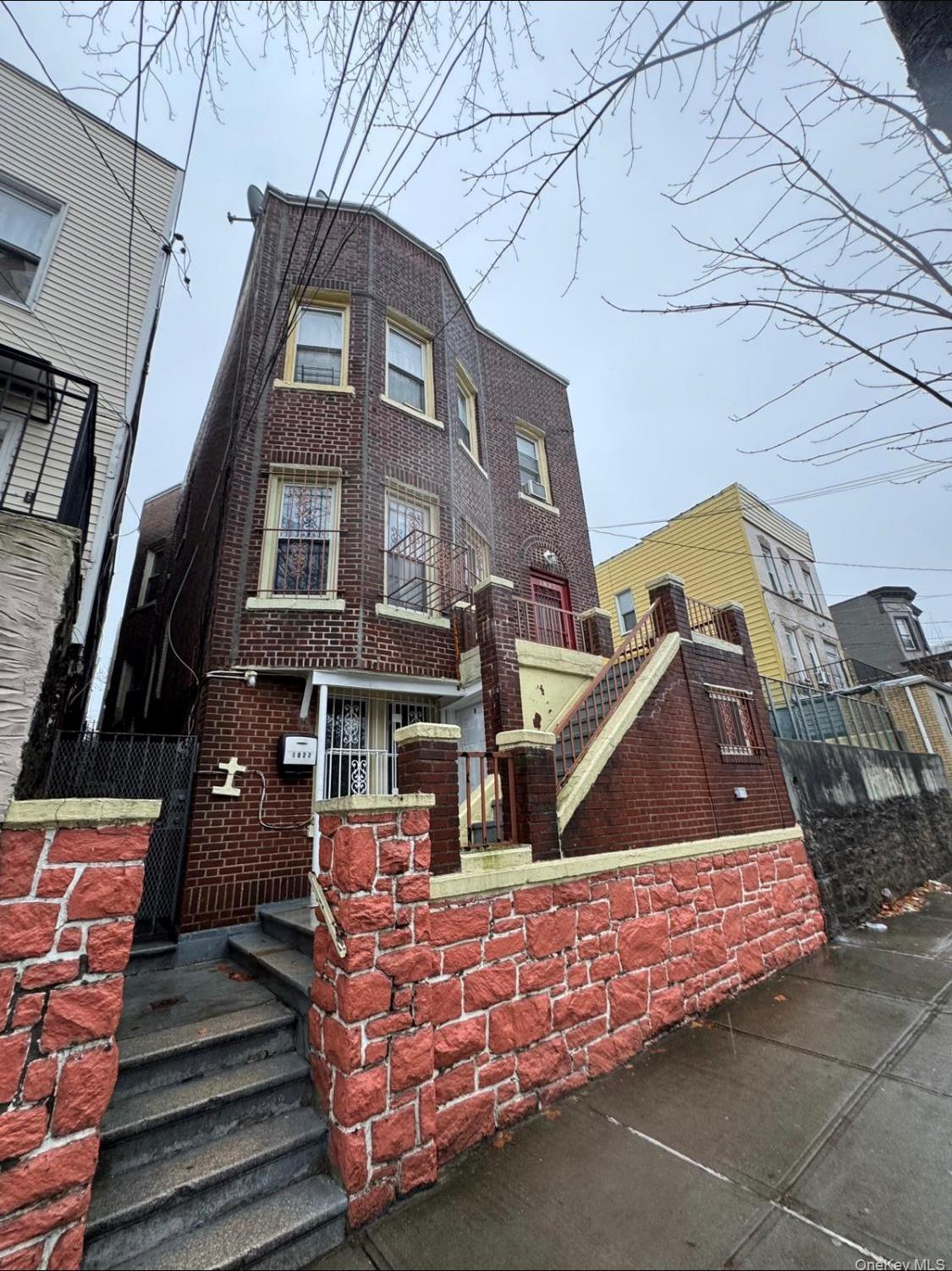 Single Family Amethyst  Bronx, NY 10462, MLS-925376-2