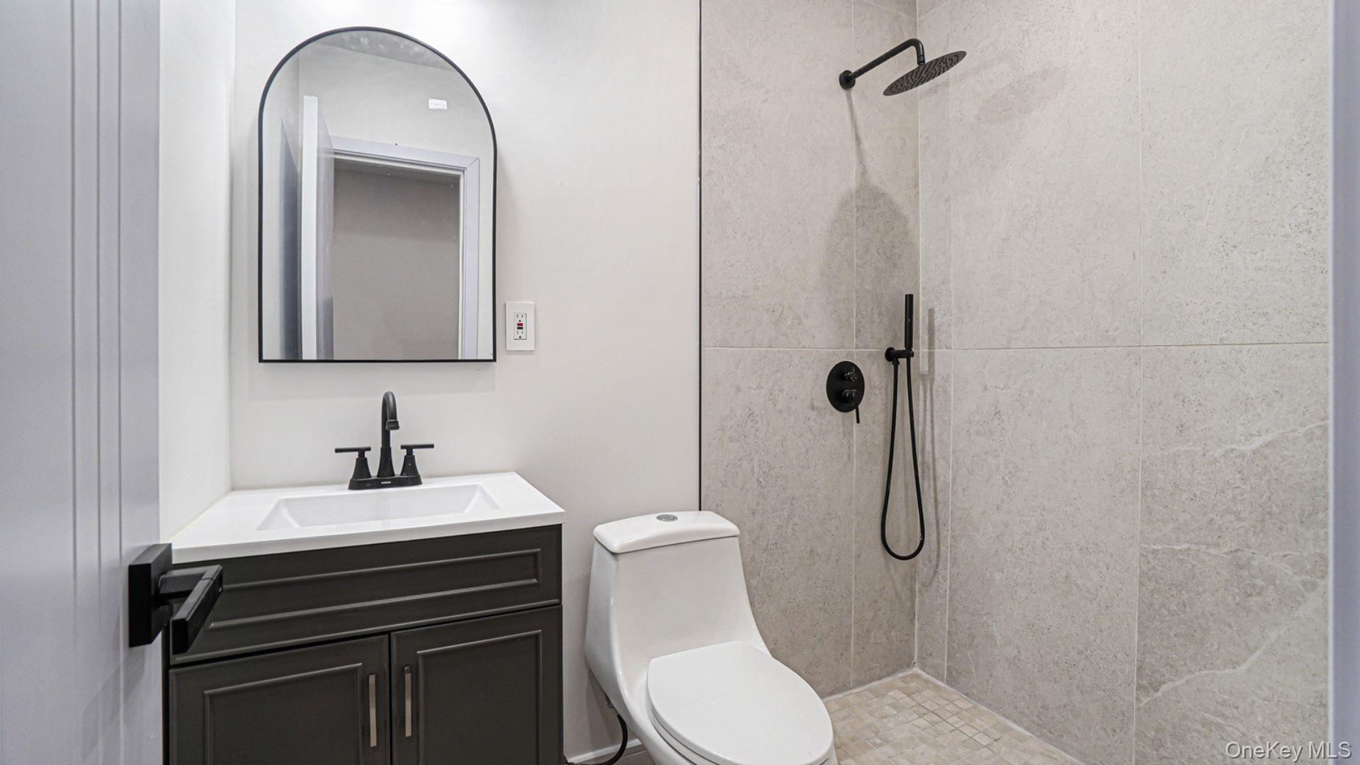 Single Family 224th Bronx, NY 10466, MLS-925377-18