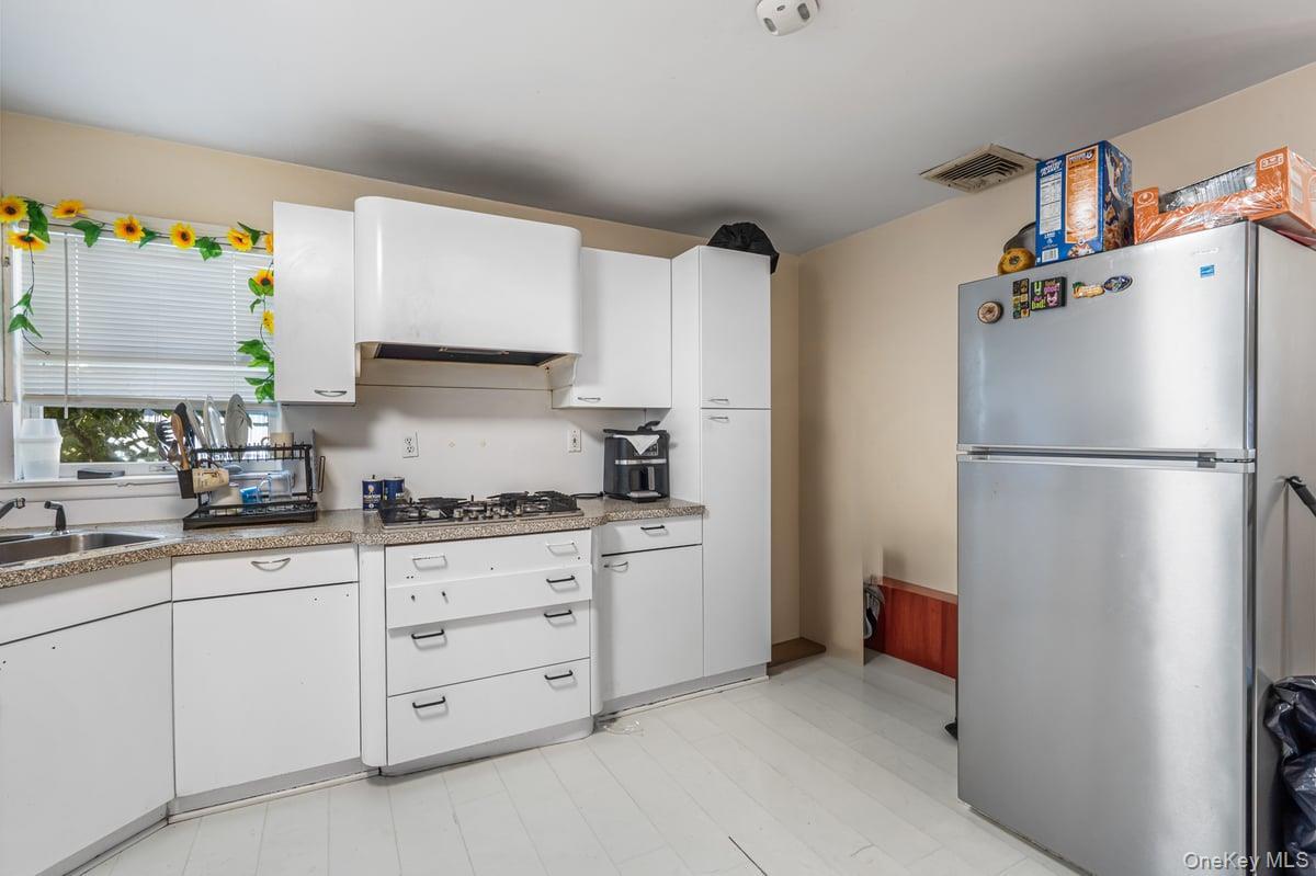 Single Family Jackson Nassau County, NY 11501, MLS-925378-12