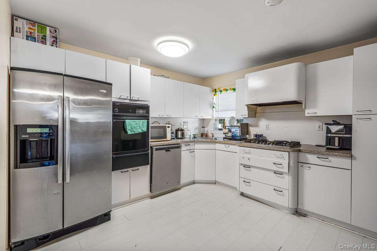 Single Family Jackson Nassau County, NY 11501, MLS-925378-13