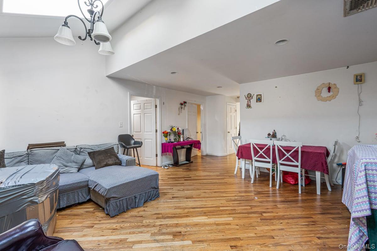 Single Family Jackson Nassau County, NY 11501, MLS-925378-19