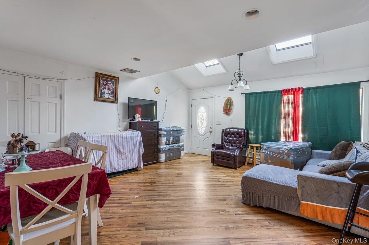 Single Family Jackson Nassau County, NY 11501, MLS-925378-20