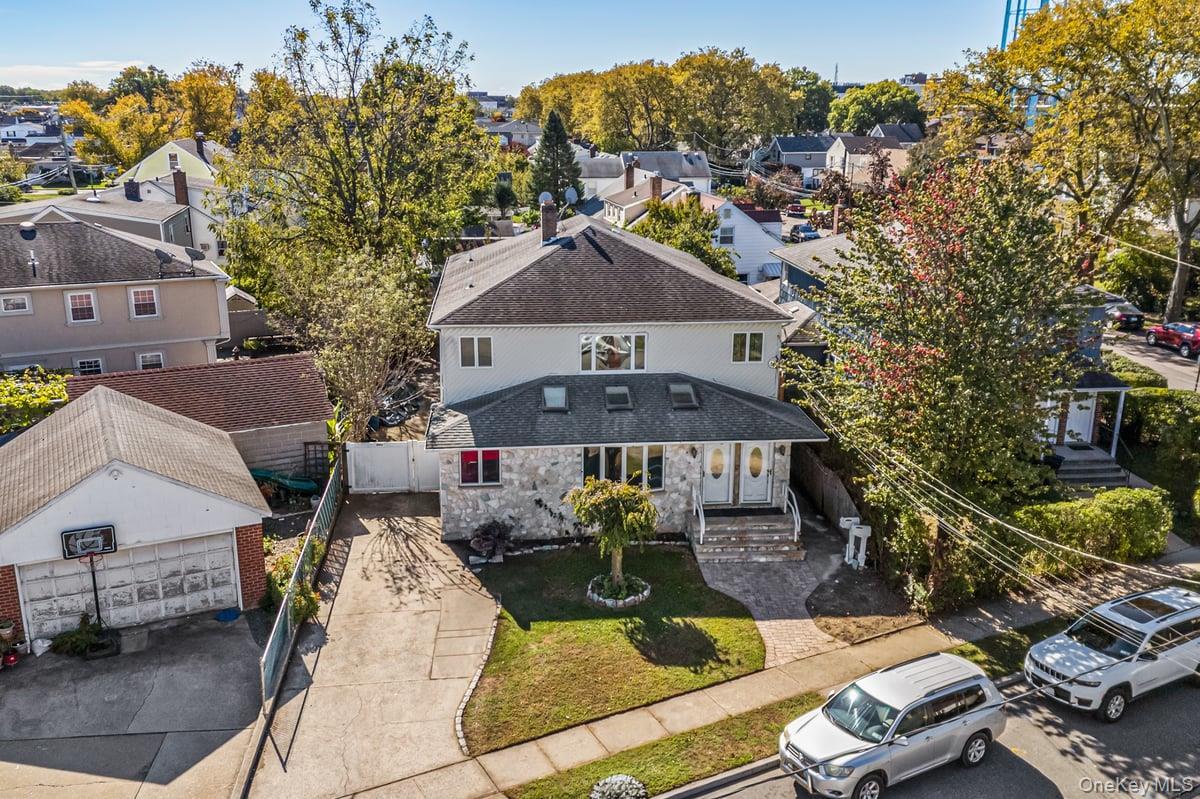 Single Family Jackson Nassau County, NY 11501, MLS-925378-3