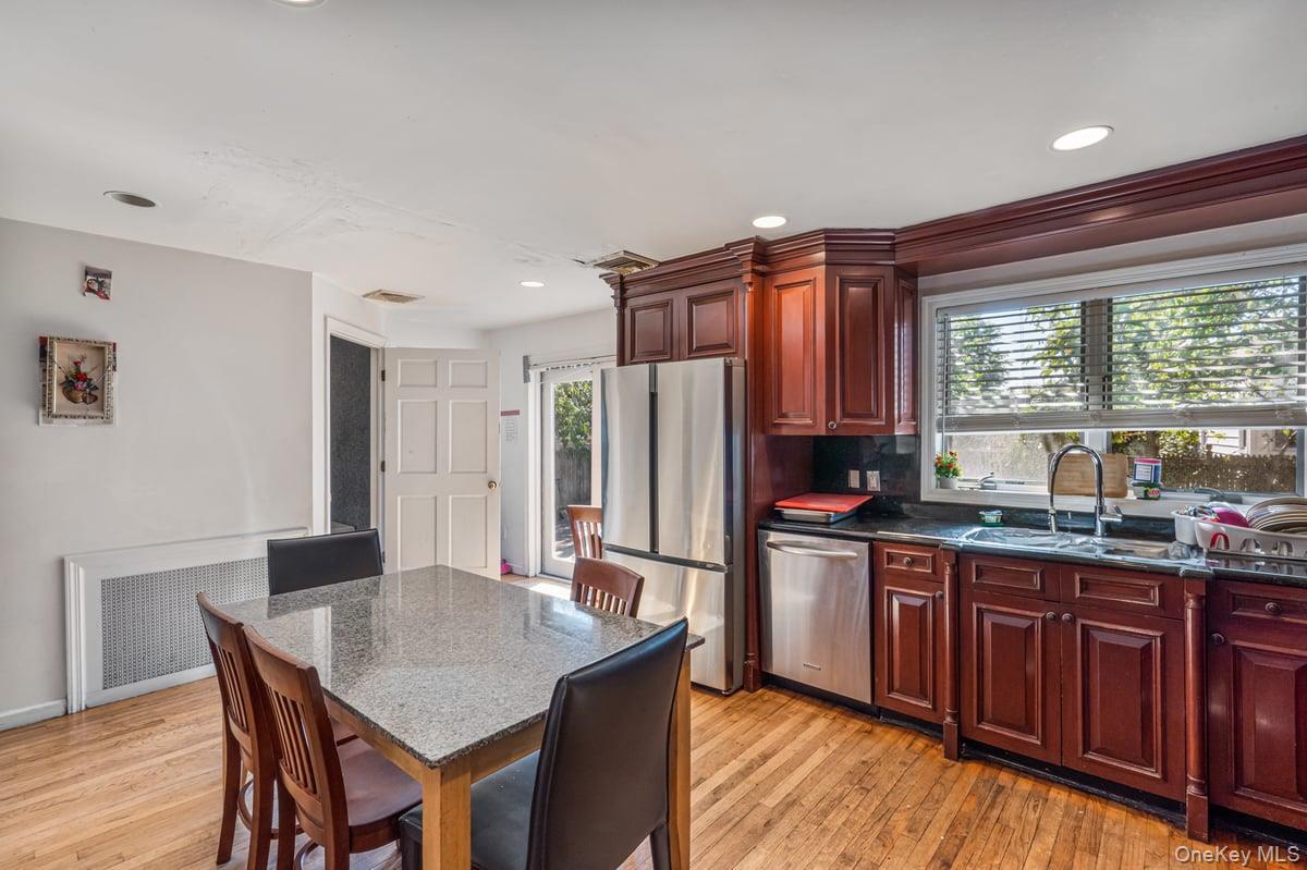 Single Family Jackson Nassau County, NY 11501, MLS-925378-30