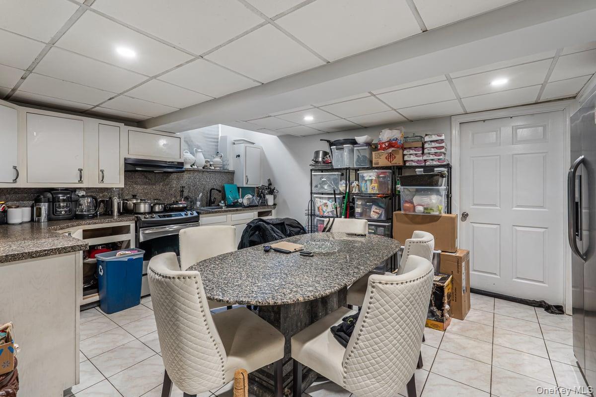 Single Family Jackson Nassau County, NY 11501, MLS-925378-32