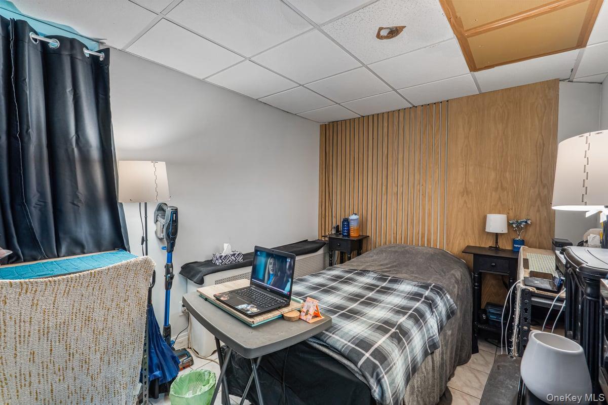 Single Family Jackson Nassau County, NY 11501, MLS-925378-36