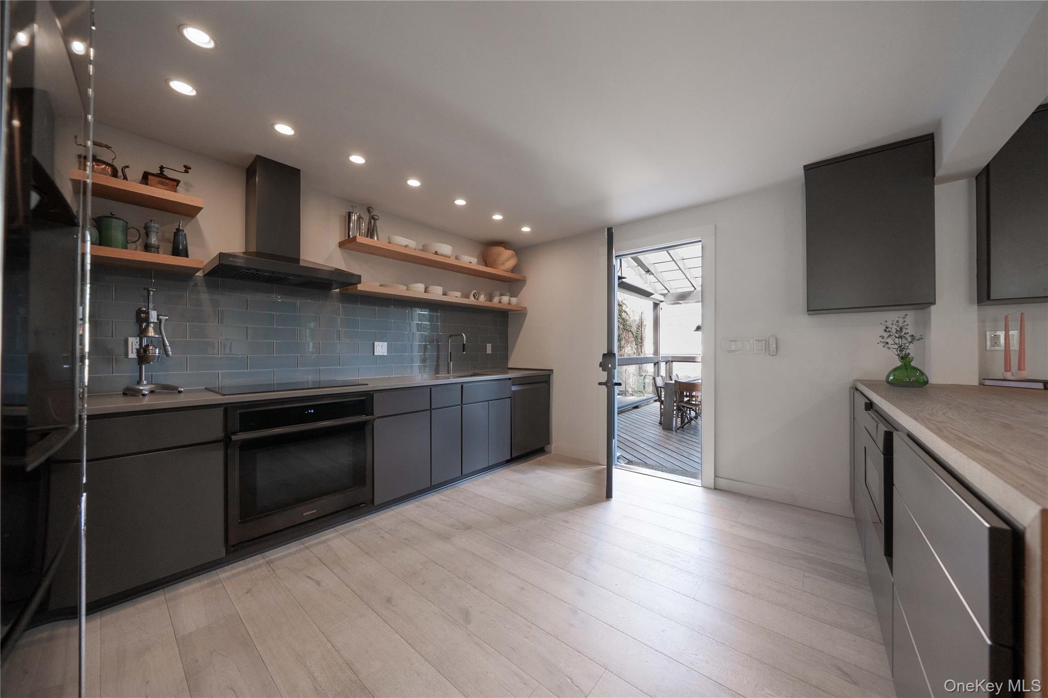 Single Family Warren Columbia County, NY 12534, MLS-925384-8