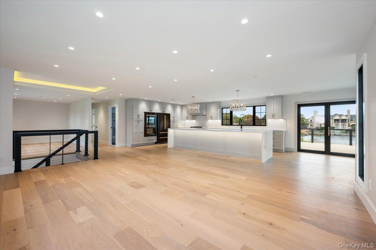 Single Family Bayberry Suffolk County, NY 11751, MLS-925386-6