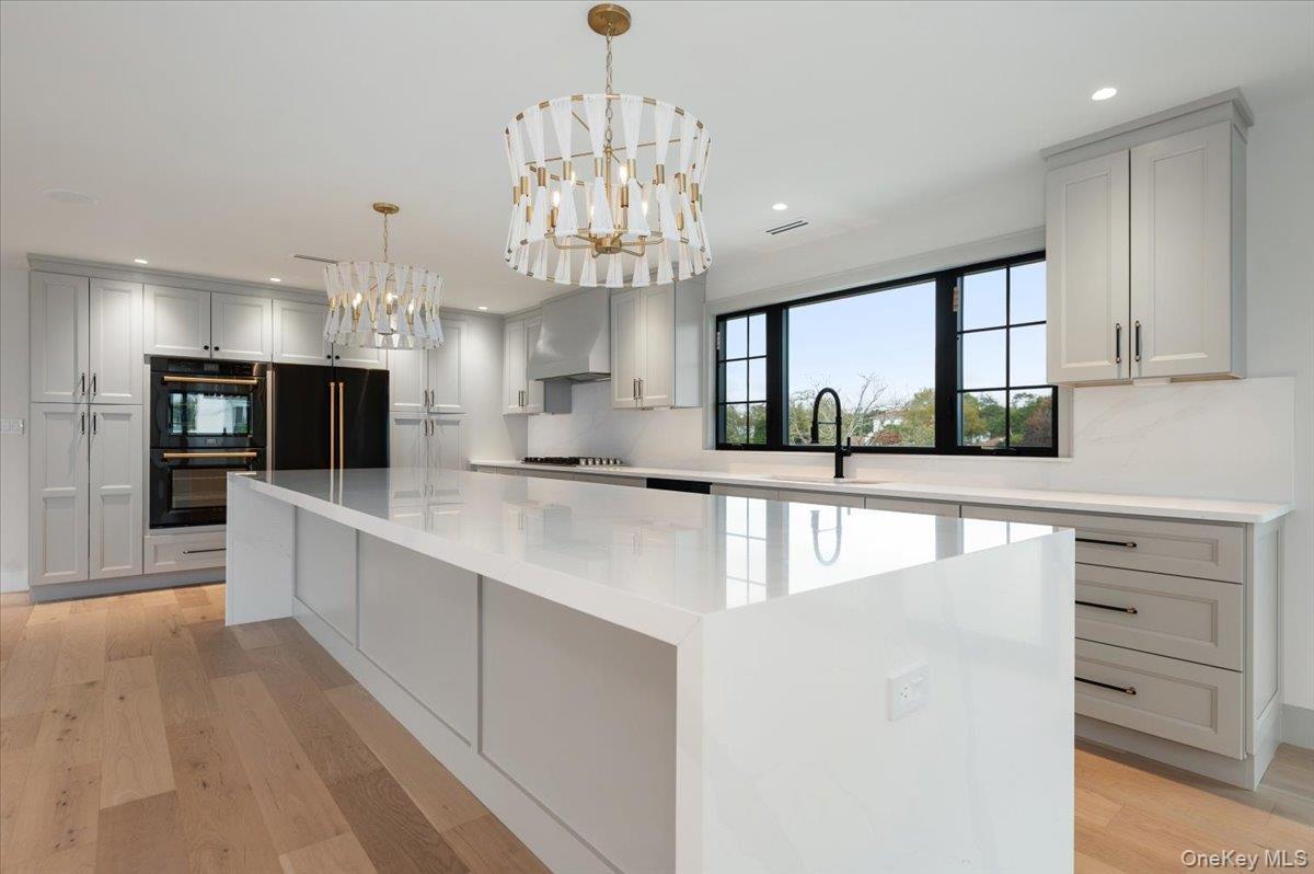 Single Family Bayberry Suffolk County, NY 11751, MLS-925386-8