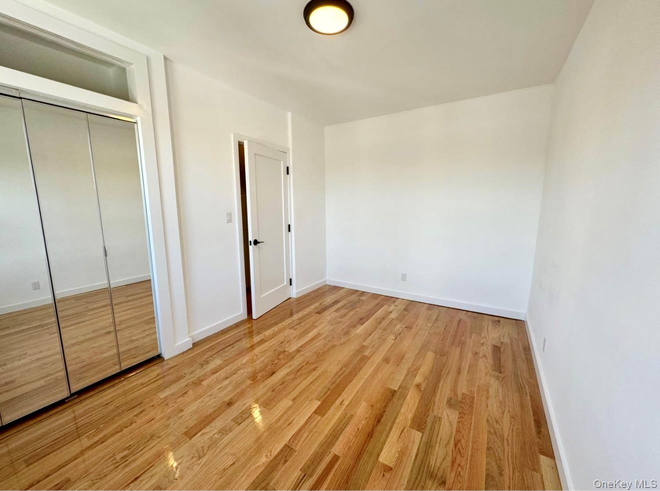 Single Family 52  Queens, NY 11378, MLS-925390-8