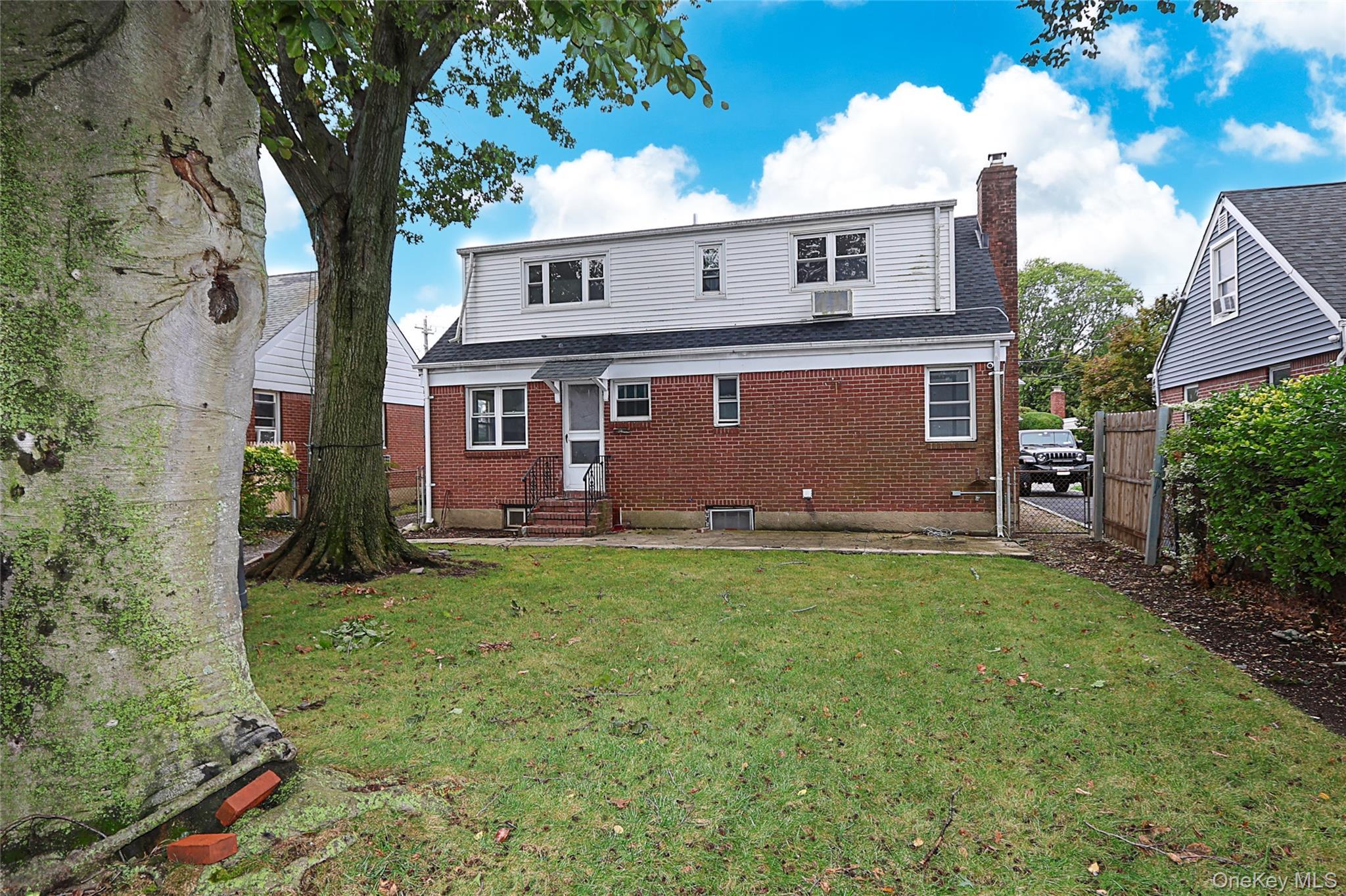 Single Family Cherry  Nassau County, NY 11514, MLS-925418-23