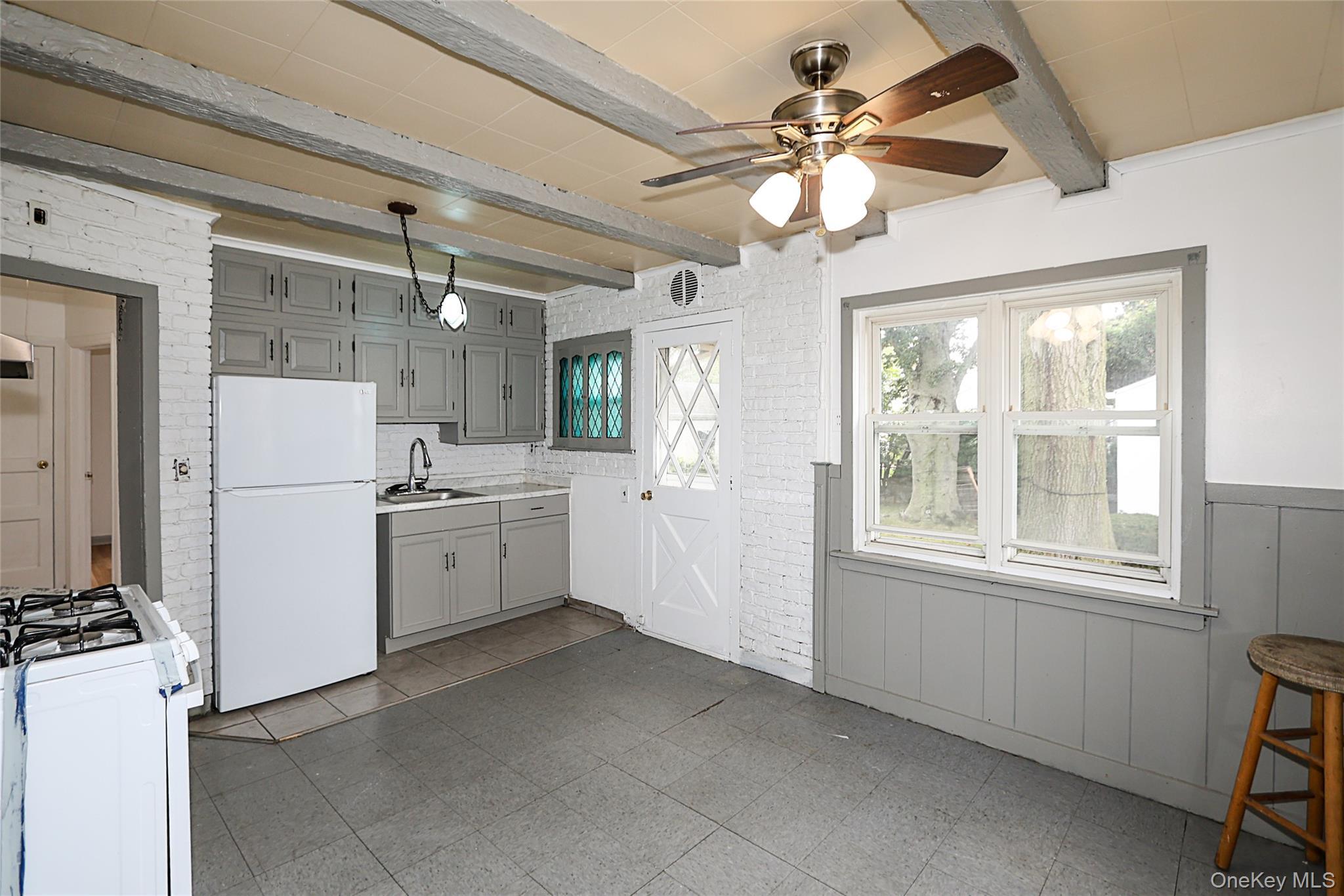 Single Family Cherry  Nassau County, NY 11514, MLS-925418-6