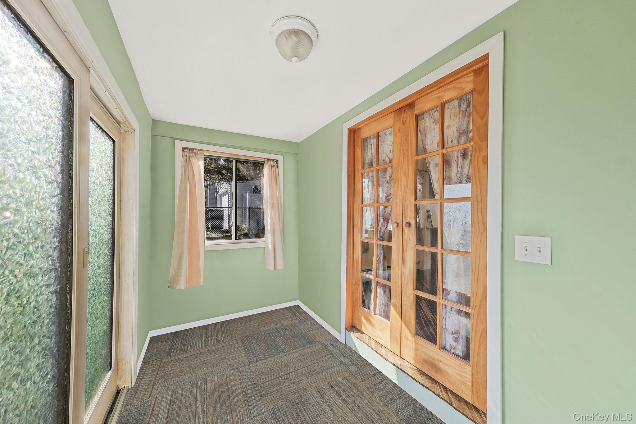 Single Family Vanderbilt  Suffolk County, NY 11769, MLS-925424-12