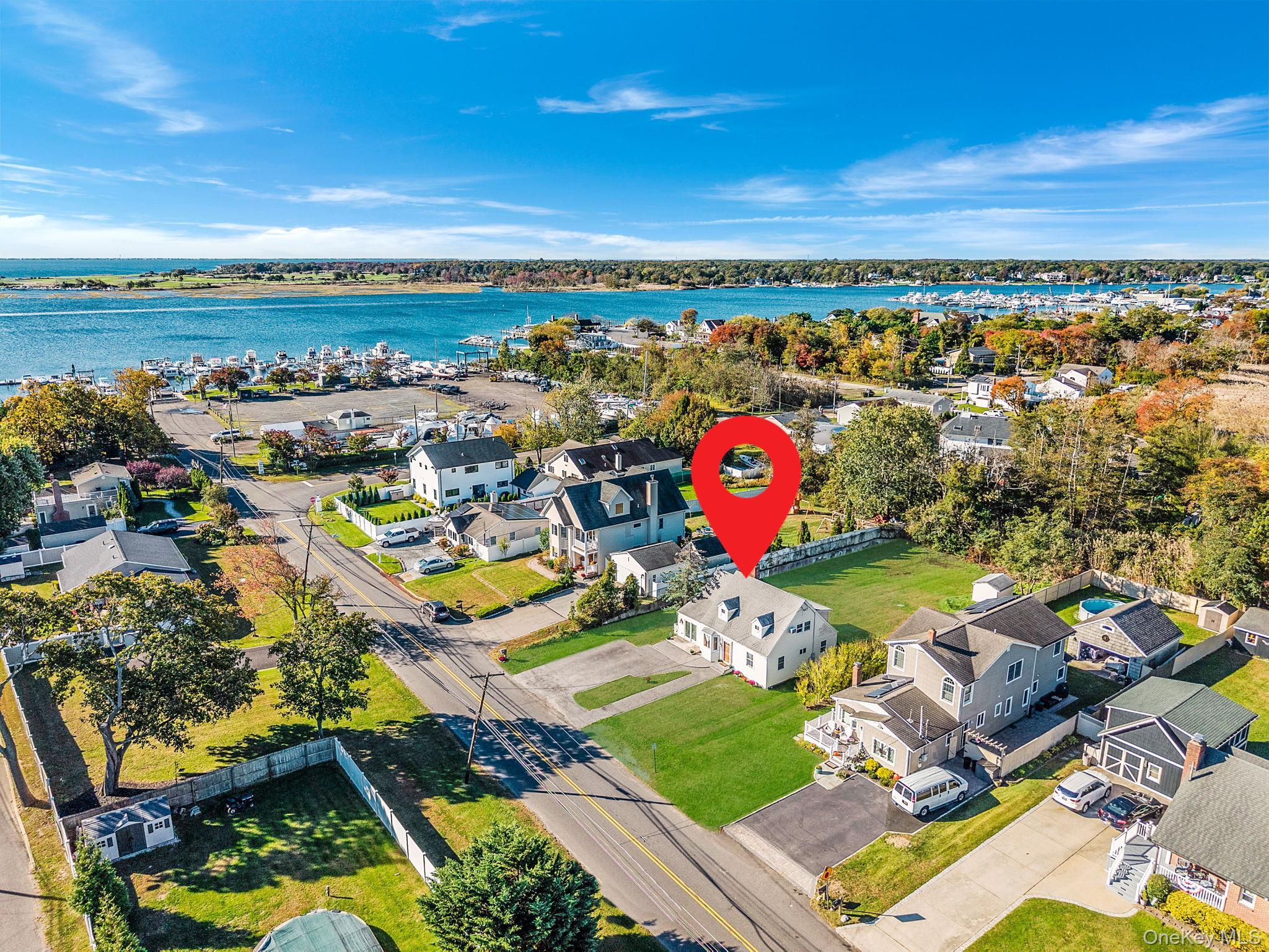 Single Family Vanderbilt  Suffolk County, NY 11769, MLS-925424-33