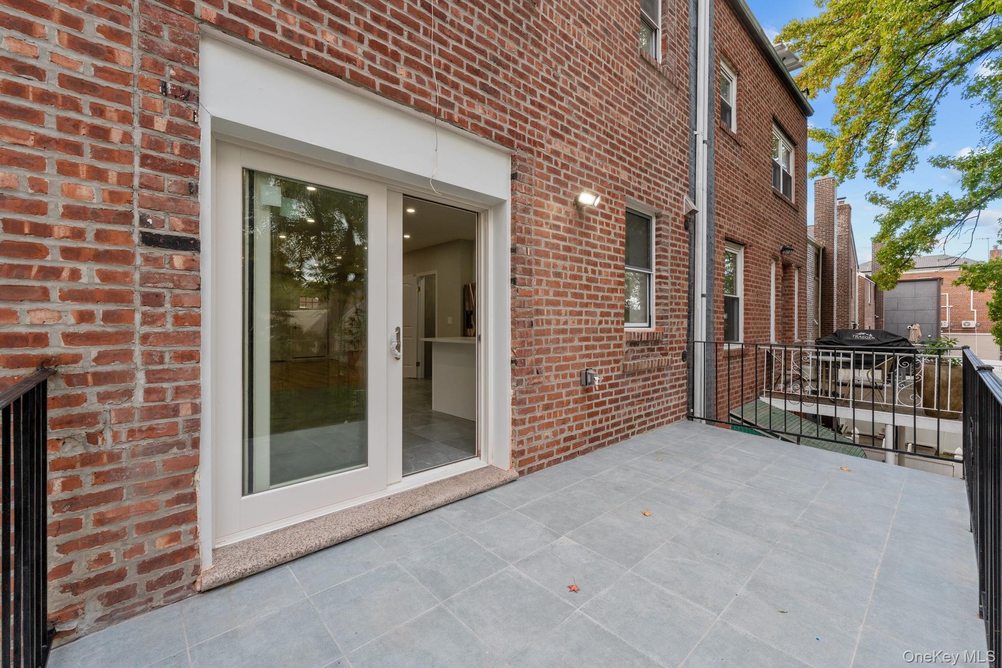 Single Family Tenbroeck  Bronx, NY 10469, MLS-925429-19