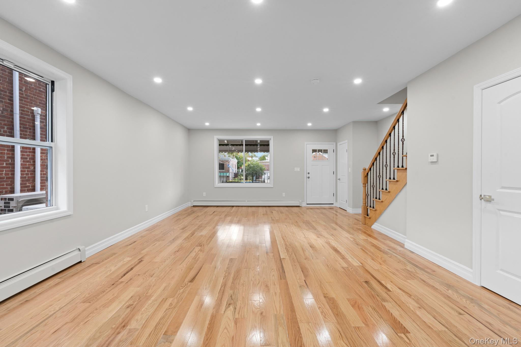 Single Family Tenbroeck  Bronx, NY 10469, MLS-925429-5