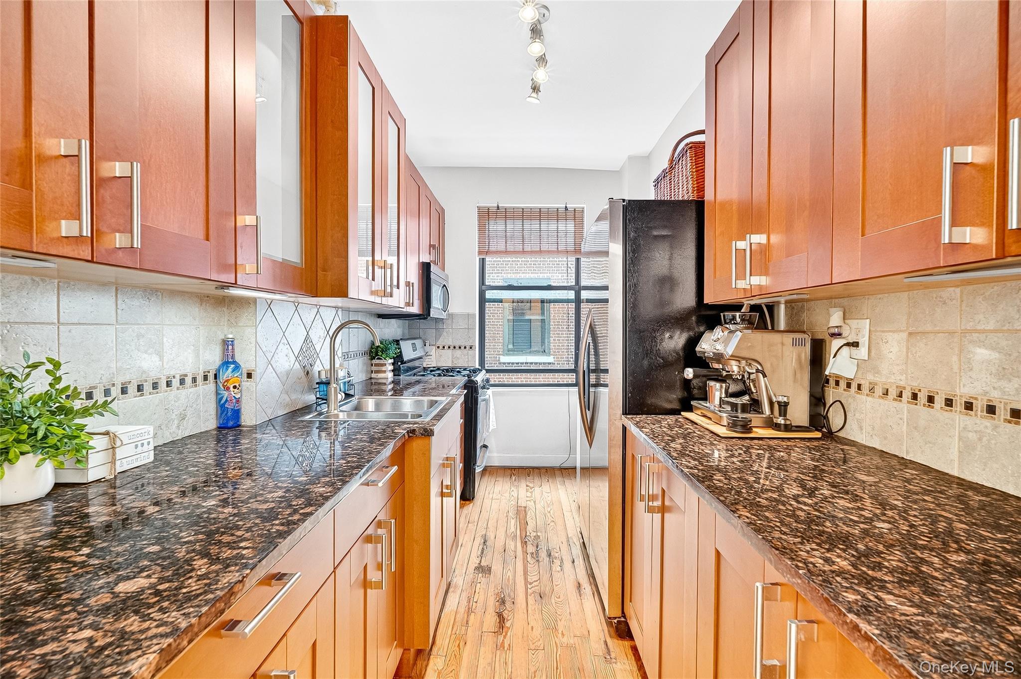 Coop Lafontaine  Bronx, NY 10457, MLS-925436-10