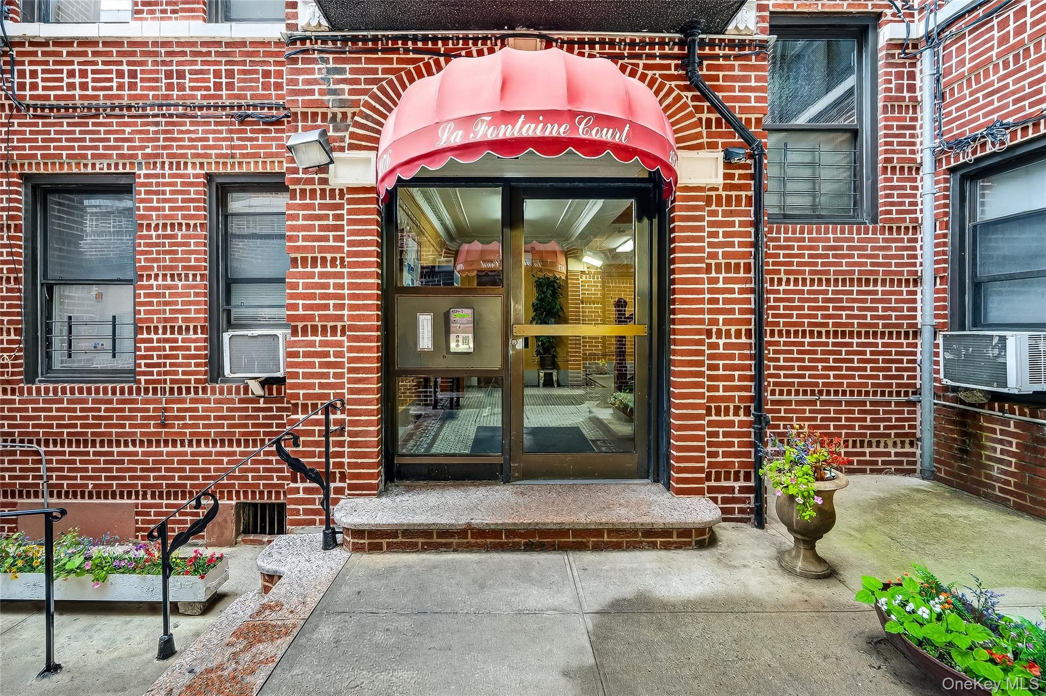 Coop Lafontaine  Bronx, NY 10457, MLS-925436-6