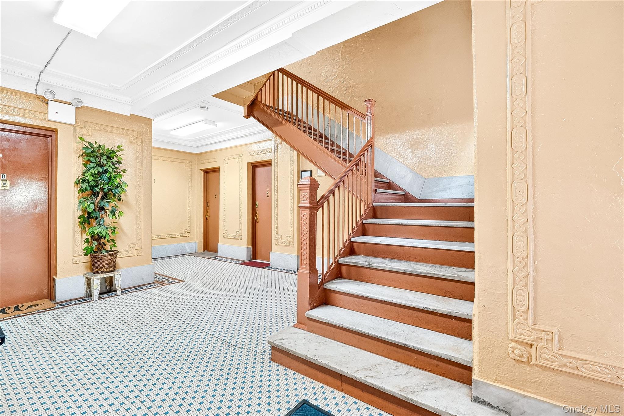 Coop Lafontaine  Bronx, NY 10457, MLS-925436-8