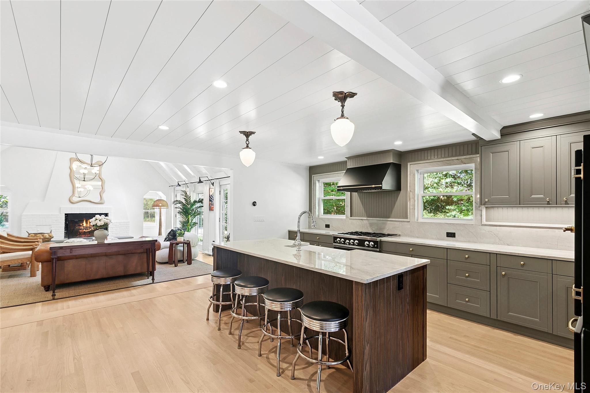 Single Family East Gate Suffolk County, NY 11975, MLS-925463-9