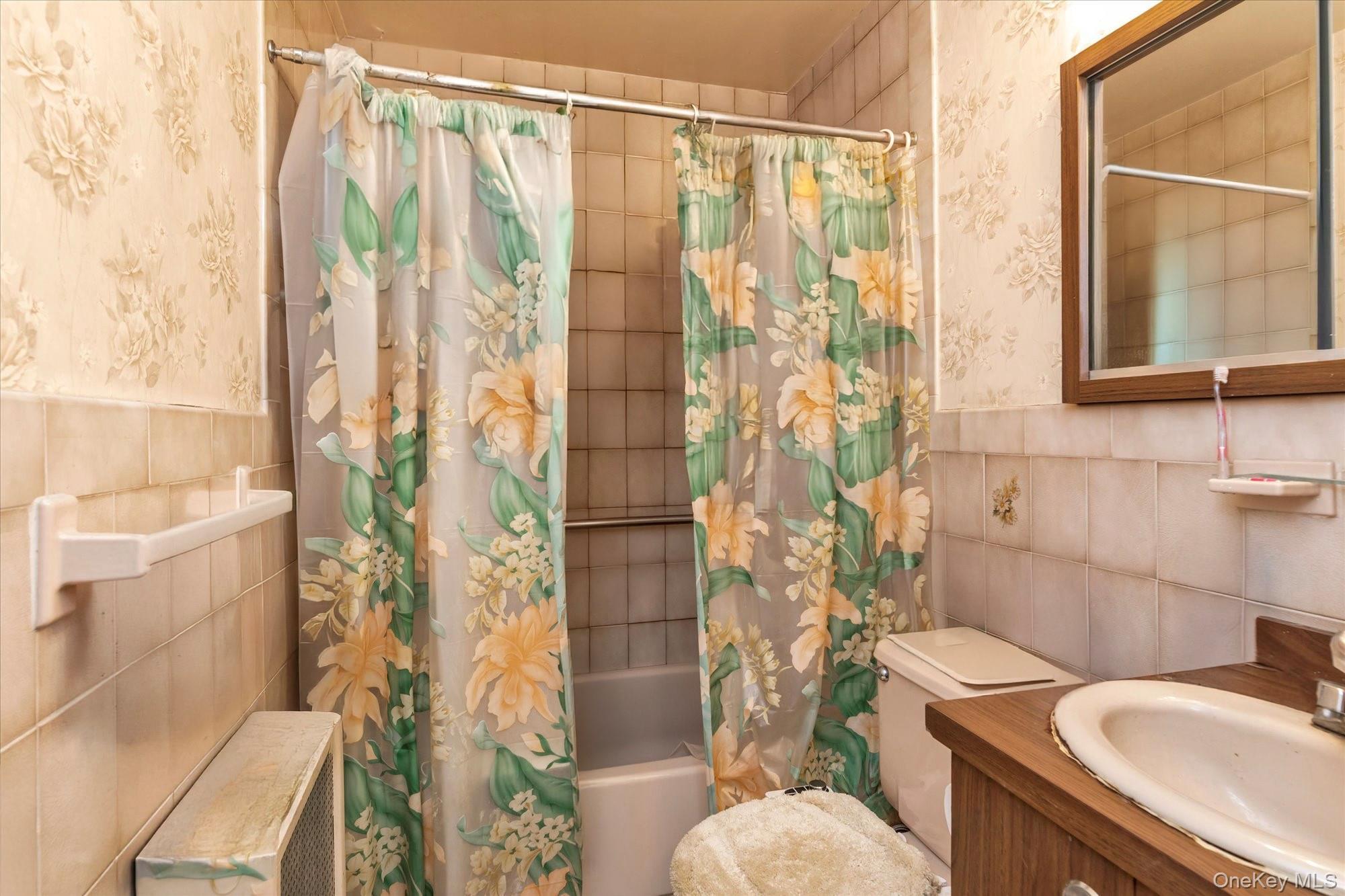 Single Family Florence  Nassau County, NY 11714, MLS-925487-13