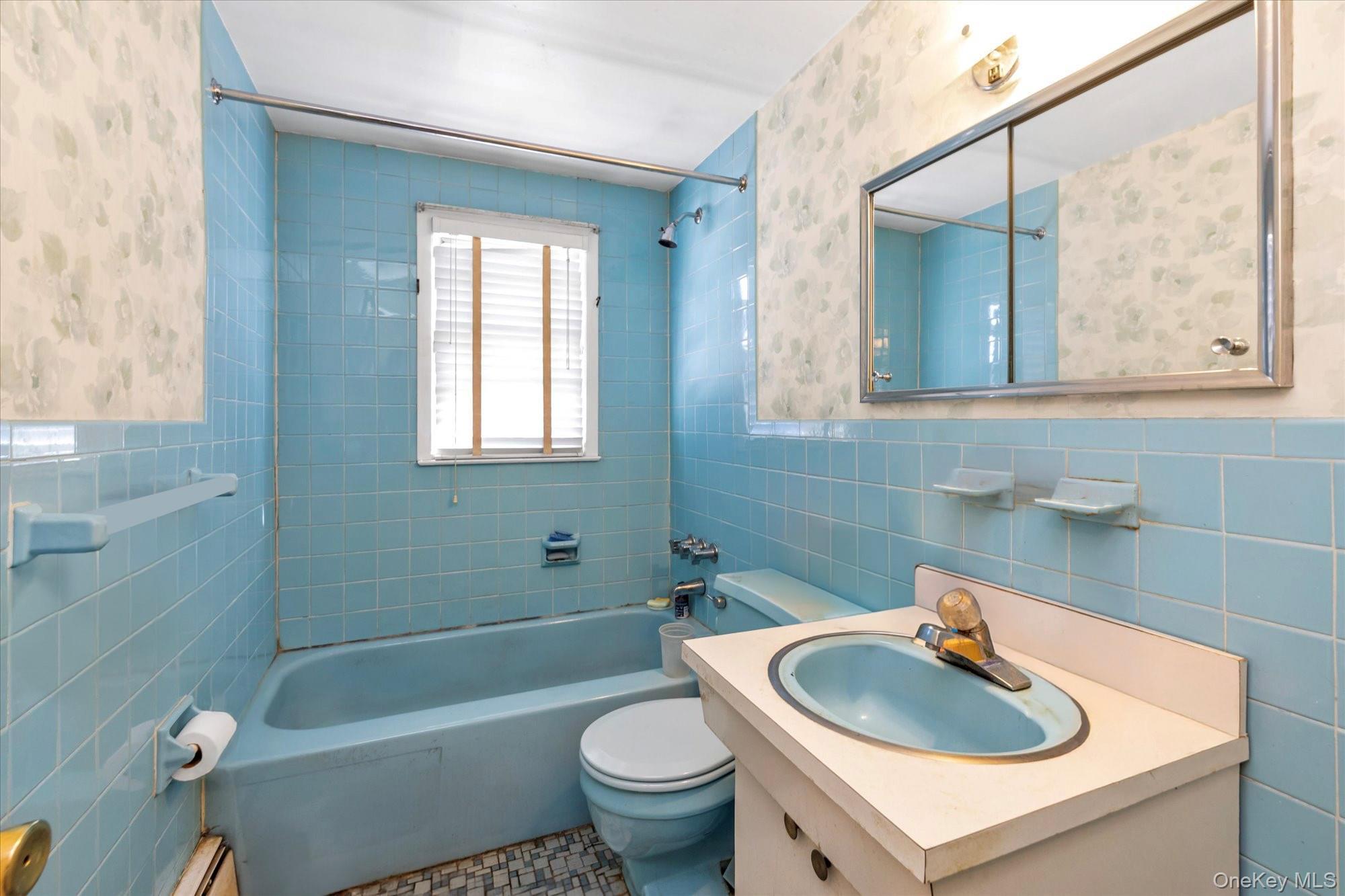 Single Family Florence  Nassau County, NY 11714, MLS-925487-19