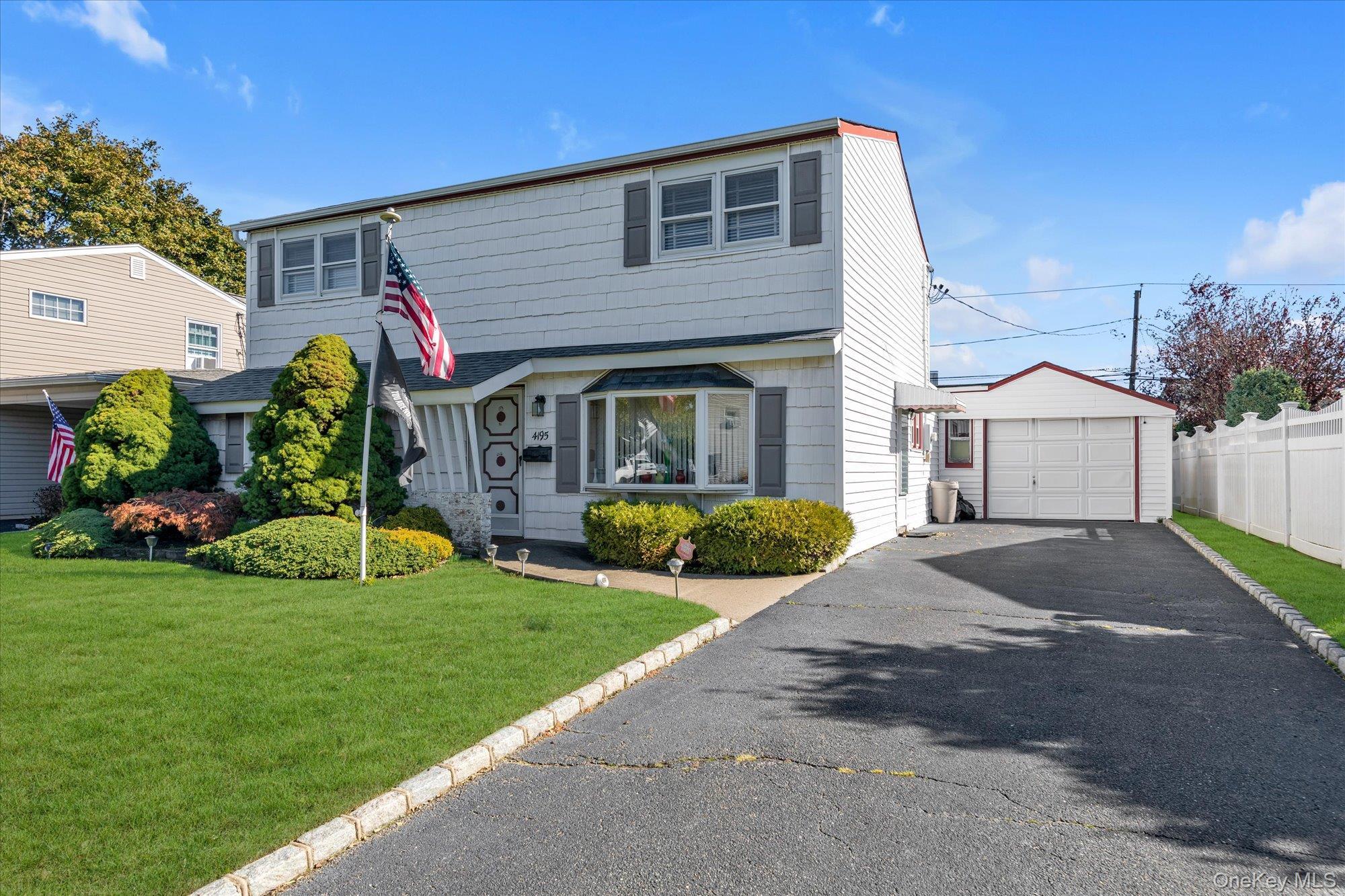 Single Family Florence  Nassau County, NY 11714, MLS-925487-22