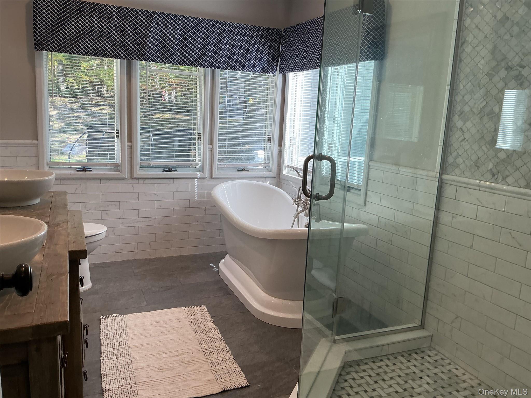 Single Family Salonga Woods Suffolk County, NY 11768, MLS-925492-21