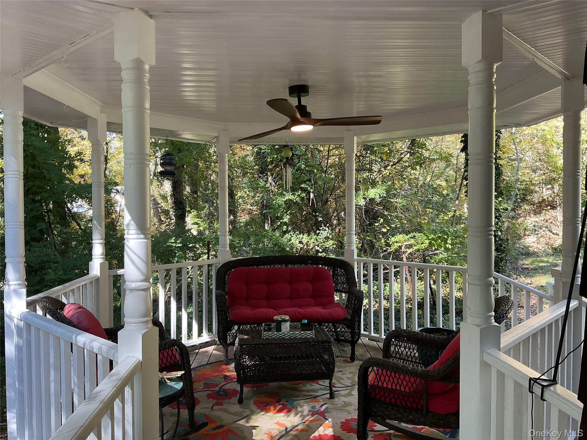 Single Family Salonga Woods Suffolk County, NY 11768, MLS-925492-3