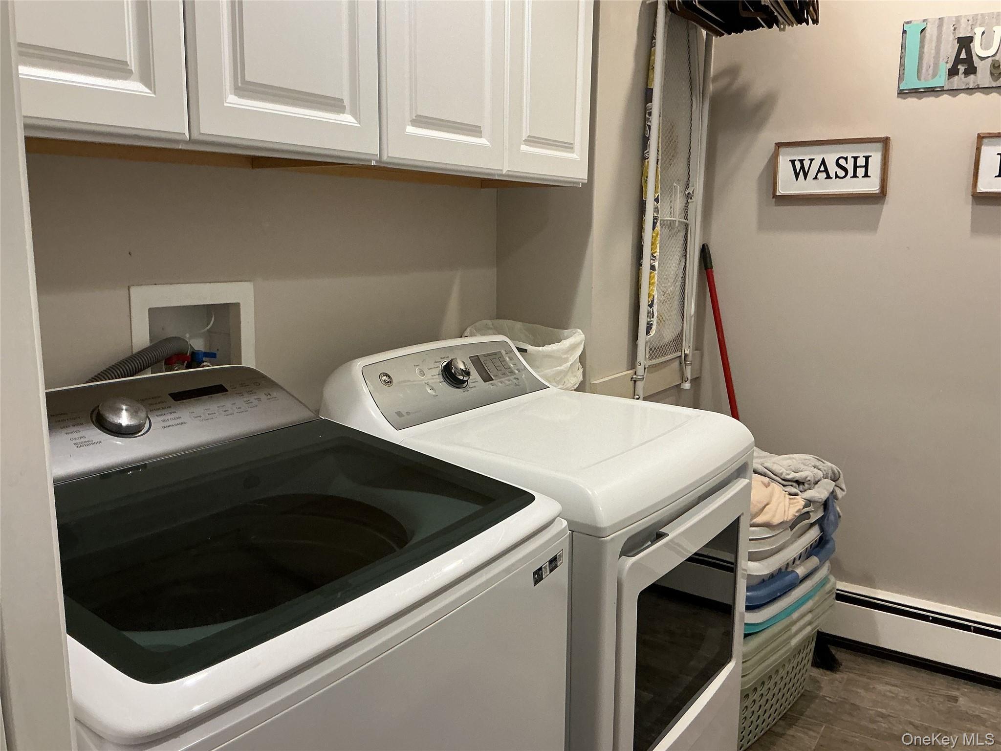 Single Family Salonga Woods Suffolk County, NY 11768, MLS-925492-32